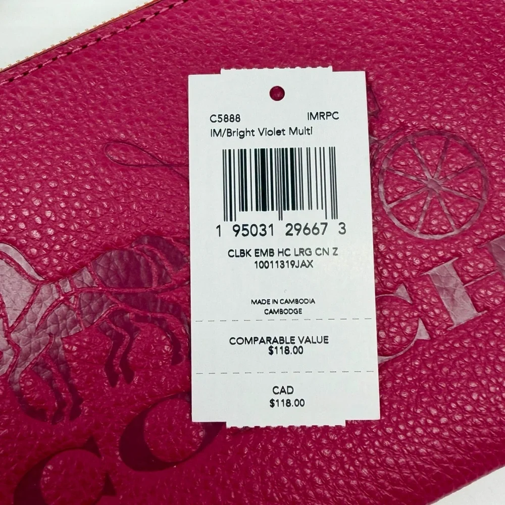 Coach Large Corner Zip Wristlet Wallet With Horse And Carriage
